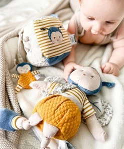 Cube D'activités Pollen L'abeille En Coton BIO 10 X 10 Cm -Doudou et Compagnie Promos Magasin DC3848 3