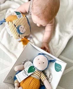 Cube D'activités Pollen L'abeille En Coton BIO 10 X 10 Cm -Doudou et Compagnie Promos Magasin DC3848 4