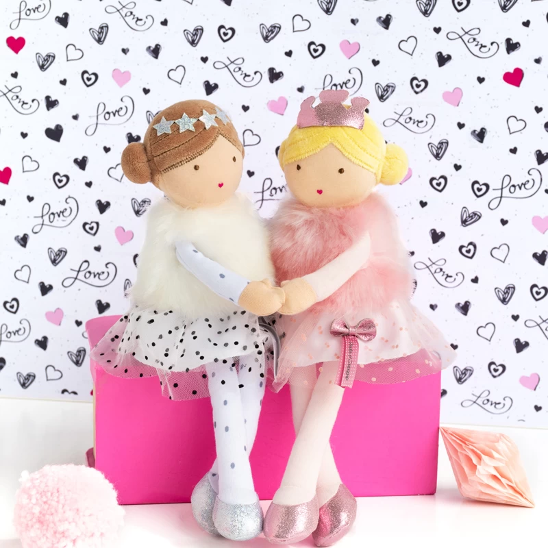 Poupée Princesse En Tissu Brune - Agathe - 30cm 7 Poupée Princesse En Tissu Brune - Agathe - 30cm – Image 7