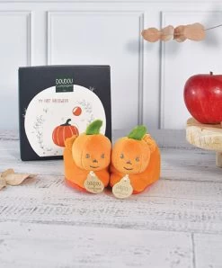 Chaussons Bébé Citrouilles - 0-6 Mois 10 Chaussons Bébé Citrouilles - 0-6 Mois -Doudou et Compagnie Promos Magasin dc3889 4 636a31bb3600c109606018