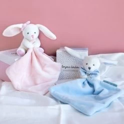Doudou Et Compagnie - Lapin Rose Mouchoir Blanc 8 Doudou Et Compagnie - Lapin Rose Mouchoir Blanc -Doudou et Compagnie Promos Magasin lapin20rose20mouchoir20blanc 2